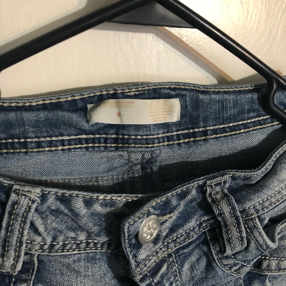 Jeans - Picture 2 of 3